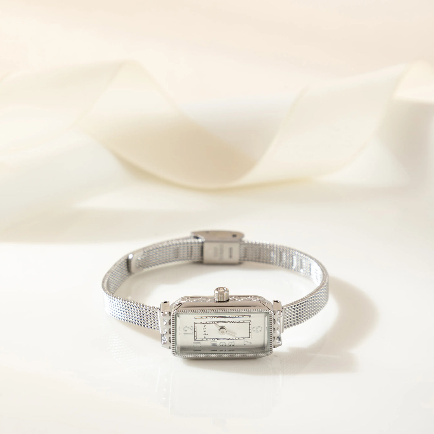 Golden Muse Rectangular Mesh Watch