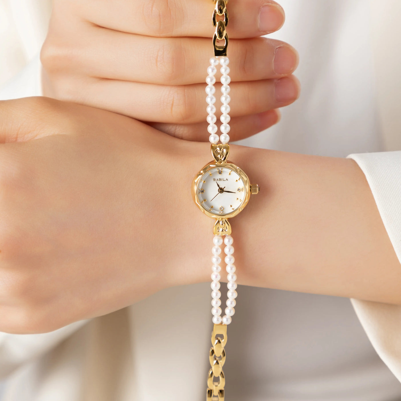 Pearl Grace Round Dial Watch